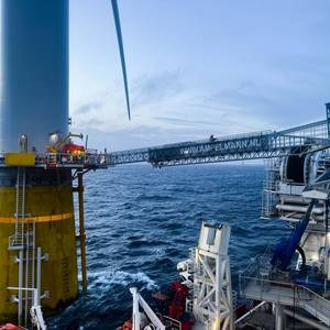 Ampelmann to Deploy Second Gangway for World's Largest Floating Wind Farm