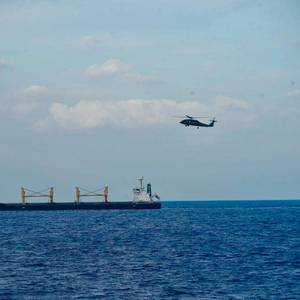 Somali Forces, Foreign Navies Prepare Attack on Hijacked Ship