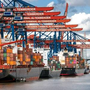 Port of Hamburg Sees Volatile Transport Chains for Rest of Year