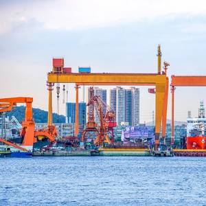 Guangzhou Port Starts Shipping Route to Peru