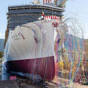 Mitsubishi Shipbuilding Christens Car Ferry HAMANASU