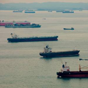 Floating Oil Storage Stacks up in the Singapore Strait