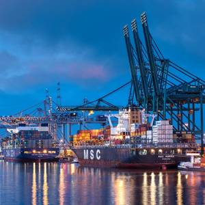 Container Shipping Market: Plunging Rates and Blank Sailings