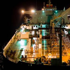 Russian Traders Scramble for Sanction-Proof Tanker Vessels