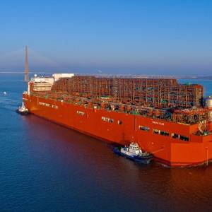 Nguya FLNG Unit to Set Sail for Next Phase of Eni's Congo LNG Project