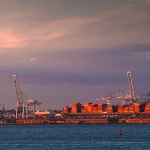 Potential US Seaport Strike May Cause Months-long Shipping Delays