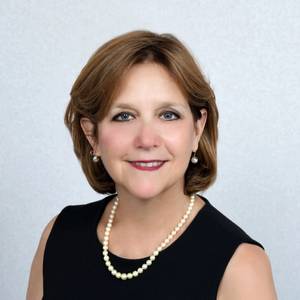 Elizabeth Bouchard Named SNAME Executive Director