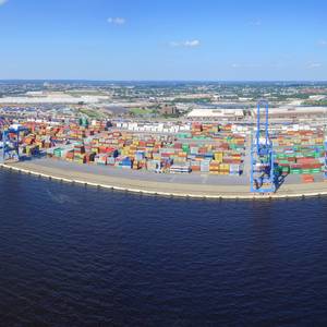 Shippers Race to Find Alternatives as US Port Strike Looms