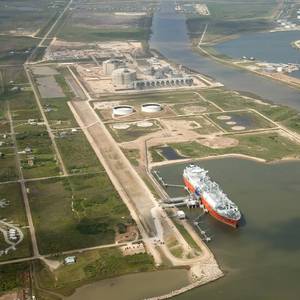 Freeport LNG Plant to Require Full US Approval Before Partial Restart