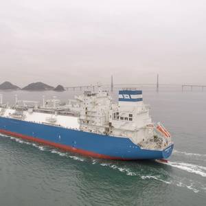 Höegh LNG Strikes Deal to Deploy FSRU Hoegh Galleon in Egypt