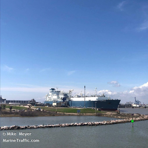 Third Floating LNG Terminal Arrives in Germany