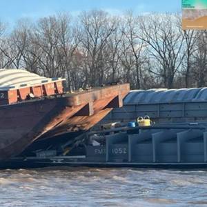 Pilot Miscue Caused Barging Collision on the Mississippi River -NTSB