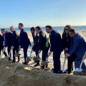 Construction of U.S. First Large-scale Offshore Wind Farm Starts