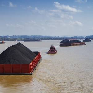 Indonesia Talks on Coal Exports Put Off as Scores of Ships in Limbo