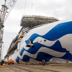 LNG Cruise Vessel Star Princess Launched at Monfalcone Shipyard