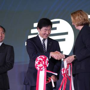 Japan Energy Summit & Exhibition Opens in Tokyo