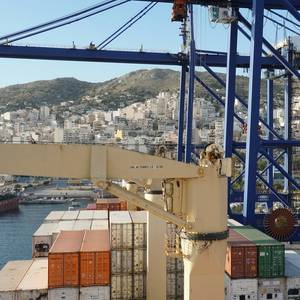 Greece Finds 109 Kilos of Cocaine in Ship Container with Frozen Squid