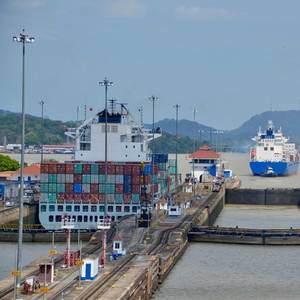 Panama Canal Defies Drought: Net Income Surges to $3.45 Billion