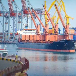 Hundreds of Seafarers Are Still Stuck in Ukraine