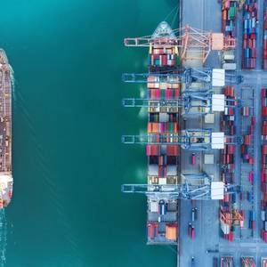 MPCC Orders Four New Container Ships from China