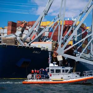 US Investigators Interview Ship Personnel in Maryland Bridge Collapse