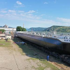 Concordia Damen Launches First of 40 New Barges