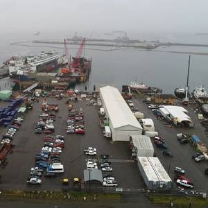Everett Ship Repair Adds Crane Barge and Second Dry Dock