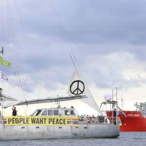 Protestors Block Unloading of Russian LNG at Swedish Port