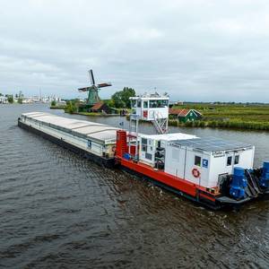 First Zero-emission Electric Pusher Tug & Barge Enters Service for Cargill