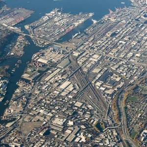 Seattle, Tacoma Ports Plan to Phase Out Maritime Emissions