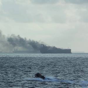 Oil to Be Transferred from Fire-hit Tanker in Singapore