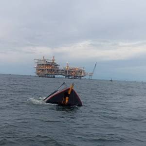 Death Toll Climbs in Oil Barge Sinking Off Venezuela