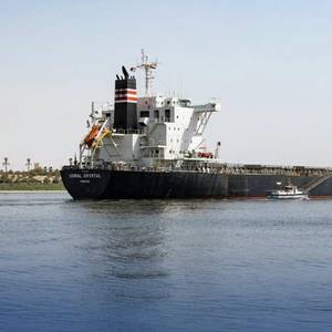 Ship Stuck then Refloated in Suez Canal, No Impact on Traffic