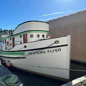 Classic Boat Updated with Modern Hybrid Propulsion System