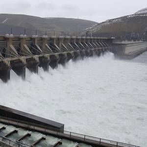 John Day Dam Storing Water to Minimize Lower Columbia River Flooding