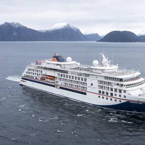 VARD Delivers Latest Newbuild for Hapag-Lloyd Cruises