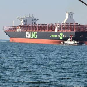ZIM's First LNG-powered Containership Begins Maiden Voyage