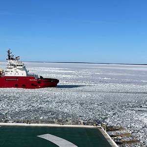 Sweden Buys Norwegian Icebreaker