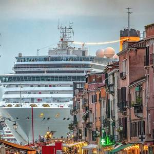 Italy Bans Cruise Liners from Venice