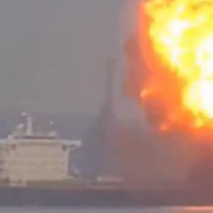 Baltimore: Bulk Carrier Afloat After Explosion