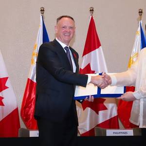 Philippines, Canada Deepen Defense Ties