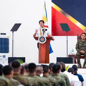 Philippines to Vigorously Defend Territory, President Says