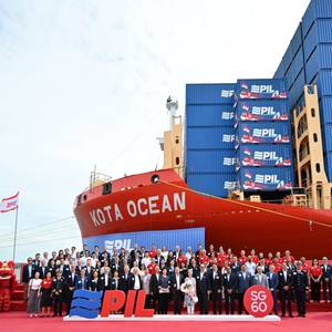 PIL Celebrates Singapore's Independence Anniversary