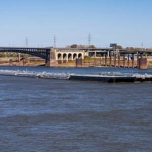 Towboats: Pathways to Decarbonization