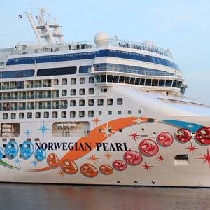 Norwegian Cruise Cancels Sailings as Omicron Cases Surge