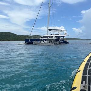 Fuel Removed from Yacht that Struck a Reef in Puerto Rico