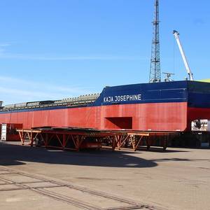 'Futura Carrier' Gets 146 Tons of New Steel