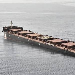 Bulk Carrier Reportedly Sunk by Houthis in the Red Sea