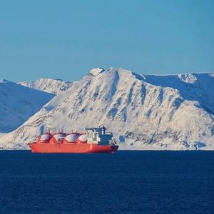 EU Lifts Sanctions Against Three LNG Tankers