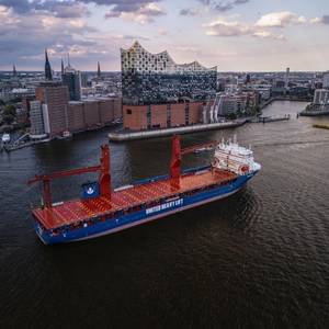 United Heavy Lift Names New Vessel UHL Fable